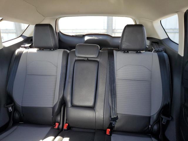 Photo 10 from auction – 2017 FORD ESCAPE SE with VIN 1FMCU0GD4HUE65231