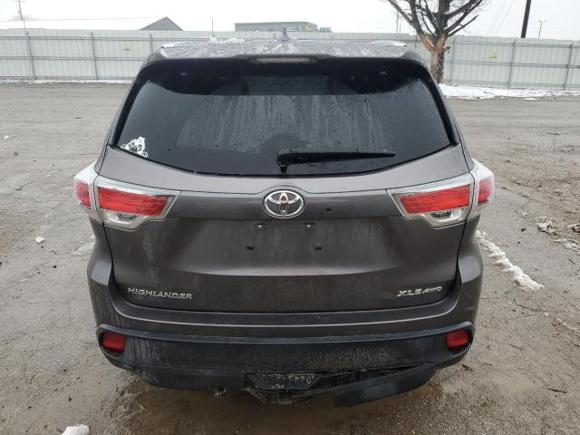 Photo 6 from auction – 2015 TOYOTA HIGHLANDER with VIN 5TDJKRFH8FS202221