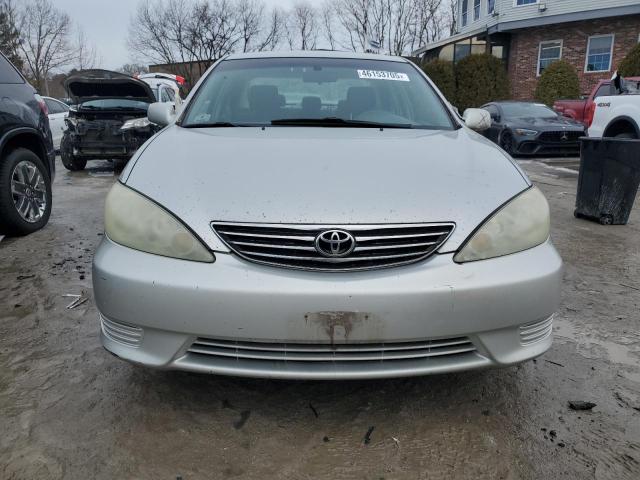 Photo 5 from auction – 2005 TOYOTA CAMRY LE with VIN 4T1BE32K85U409403