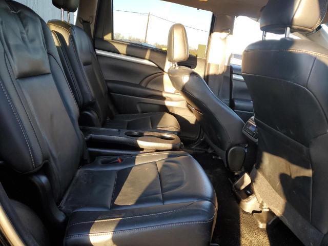 Photo 11 from auction – 2017 TOYOTA HIGHLANDER with VIN 5TDJZRFH9HS459483