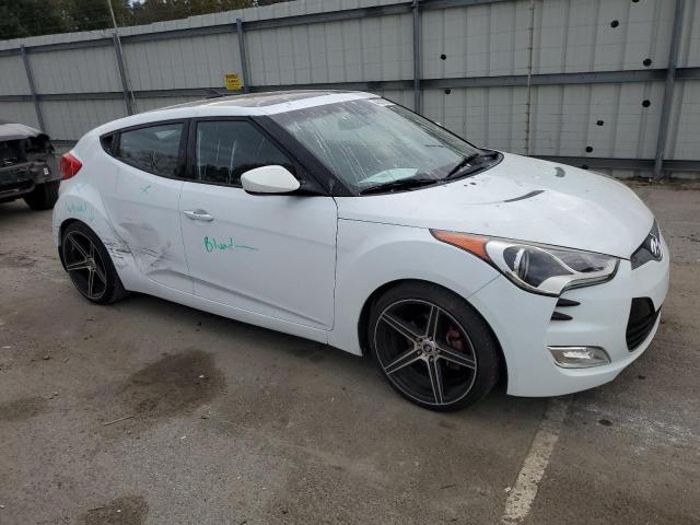 Photo 4 from auction – 2015 HYUNDAI VELOSTER with VIN KMHTC6AD4FU237970