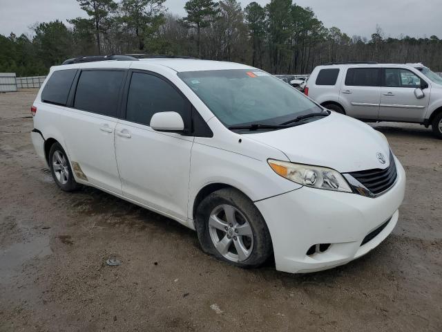Photo 4 from auction – 2011 TOYOTA SIENNA LE with VIN 5TDKK3DC5BS142773