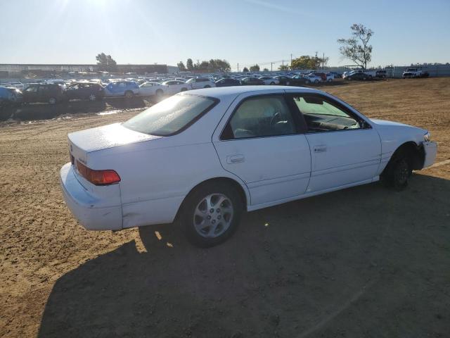 Photo 3 from auction – 2001 TOYOTA CAMRY CE with VIN JT2BG22K310534182