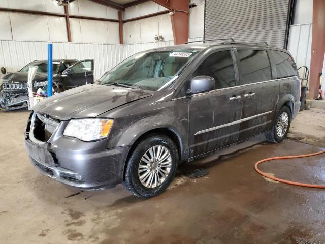 CHRYSLER TOWN & COU 2015 with VIN 2C4RC1CG6FR705977 - Photo from auction
