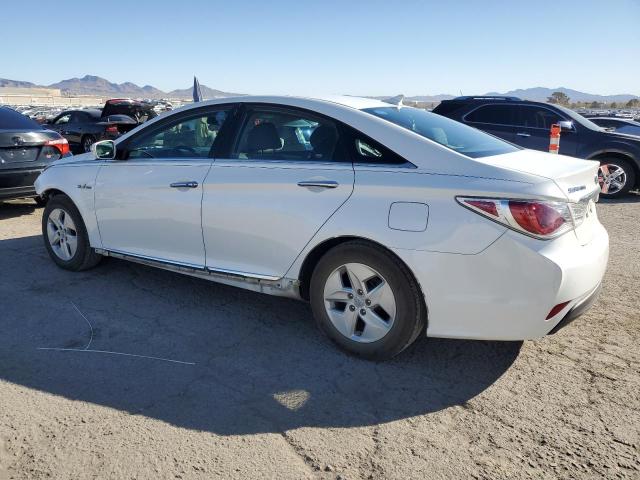 Photo 2 from auction – 2011 HYUNDAI SONATA HYB with VIN KMHEC4A4XBA004474