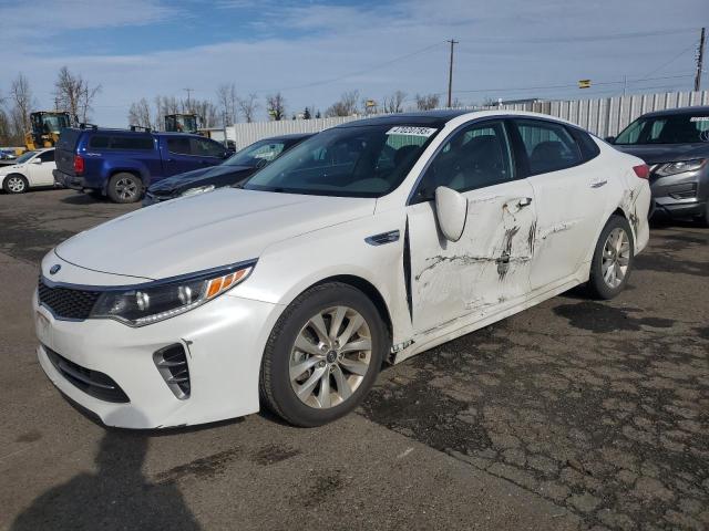 KIA OPTIMA EX 2017 with VIN 5XXGU4L33HG160111 - Photo from auction