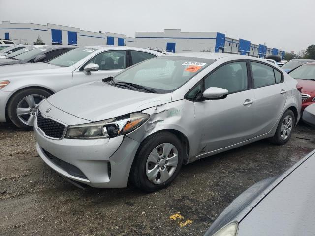 Photo 1 from auction – 2018 KIA FORTE LX with VIN 3KPFK4A73JE255838