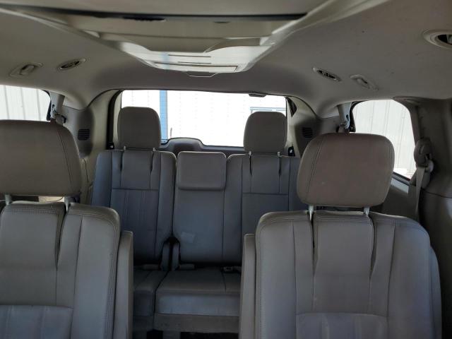 Photo 10 from auction – 2014 CHRYSLER TOWN & COU with VIN 2C4RC1BG1ER293452