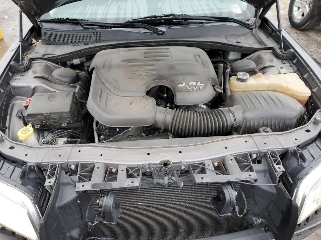 Photo 11 from auction – 2018 CHRYSLER 300 LIMITE with VIN 2C3CCAKG1JH216686