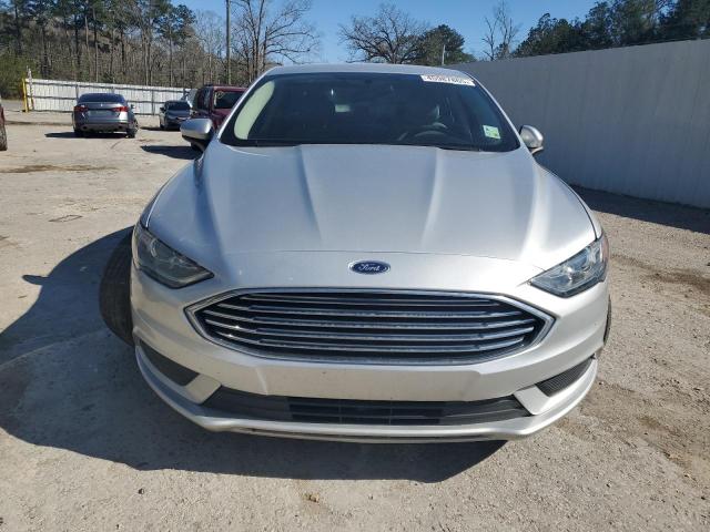 Photo 5 from auction – 2017 FORD FUSION S with VIN 3FA6P0G70HR183071