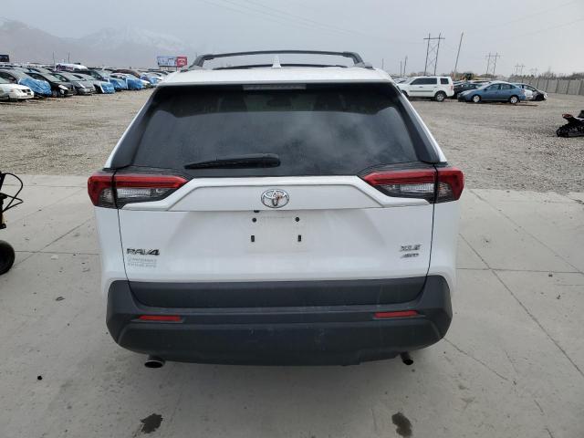 Photo 6 from auction – 2022 TOYOTA RAV4 XLE with VIN 2T3P1RFV8NC322585