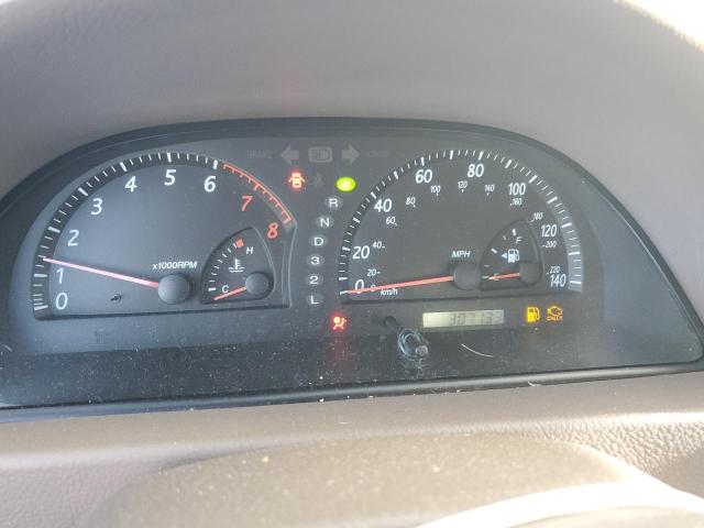 Photo 9 from auction – 2004 TOYOTA CAMRY LE with VIN 4T1BF32K04U069806