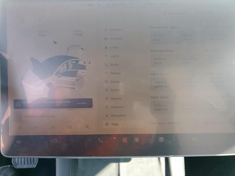 Photo 9 from auction – 2023 TESLA MODEL 3 with VIN 5YJ3E1EAXPF583355