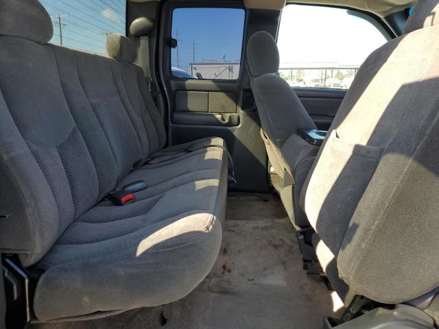 Photo 10 from auction – 2004 CHEVROLET SILVERADO with VIN 2GCEK19V541125476