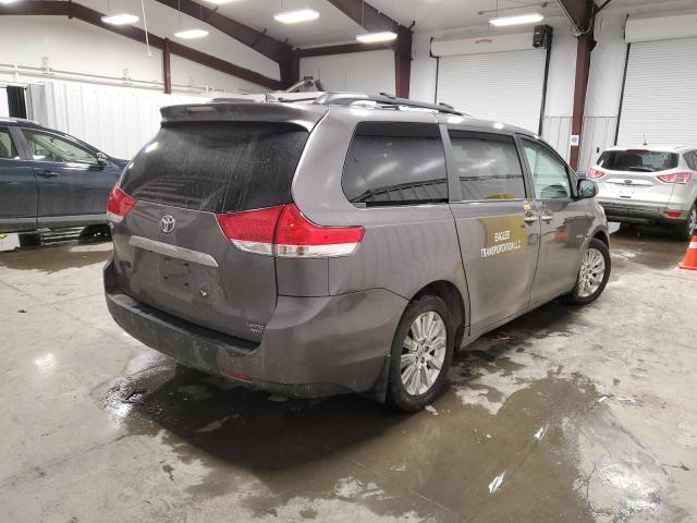 Photo 3 from auction – 2011 TOYOTA SIENNA XLE with VIN 5TDDK3DC7BS025074