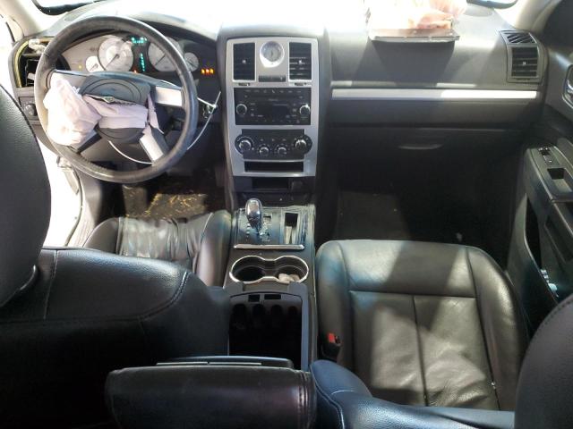 Photo 8 from auction – 2010 CHRYSLER 300 TOURIN with VIN 2C3CA5CV3AH209183