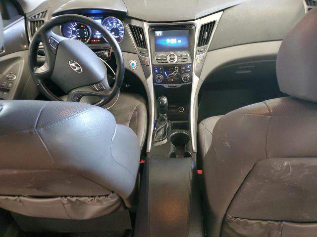 Photo 8 from auction – 2012 HYUNDAI SONATA HYB with VIN KMHEC4A43CA054537