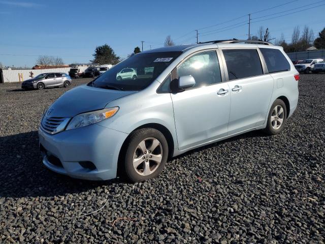 TOYOTA SIENNA LE 2015 with VIN 5TDKK3DC7FS543442 - Photo from auction
