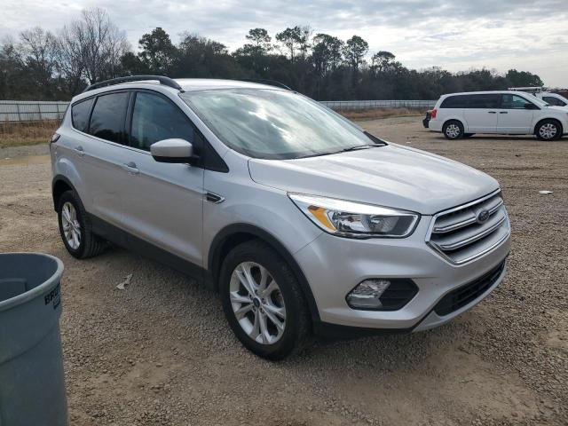 Photo 4 from auction – 2018 FORD ESCAPE SE with VIN 1FMCU0GD3JUD47239
