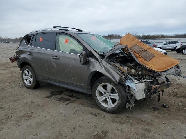 Photo 4 from auction – 2014 TOYOTA RAV4 XLE with VIN JTMRFREV2ED064779