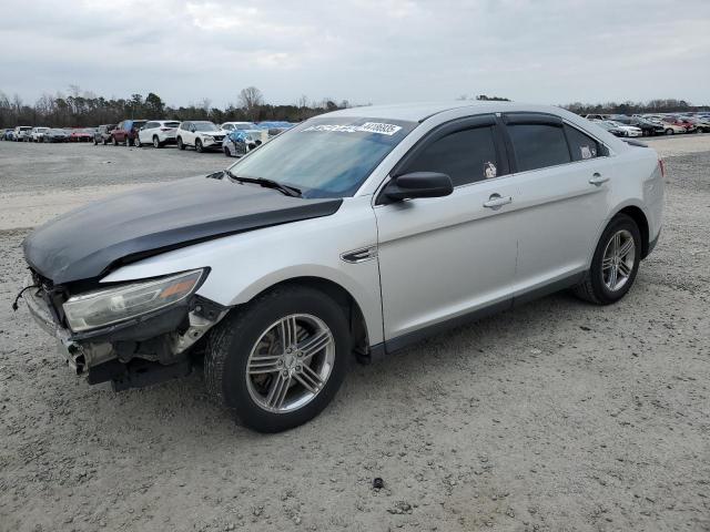 FORD TAURUS SE 2015 with VIN 1FAHP2D89FG121352 - Photo from auction
