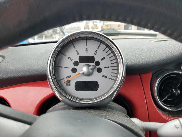 Photo 9 from auction – 2005 MINI COOPER with VIN WMWRF33575TG12426