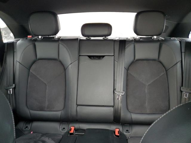 Photo 10 from auction – 2018 PORSCHE MACAN with VIN WP1AA2A55JLB14095