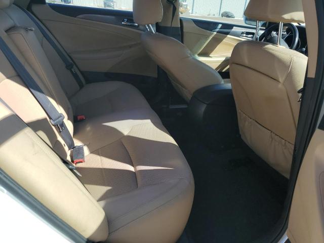 Photo 10 from auction – 2015 HYUNDAI SONATA HYB with VIN KMHEC4A45FA119912