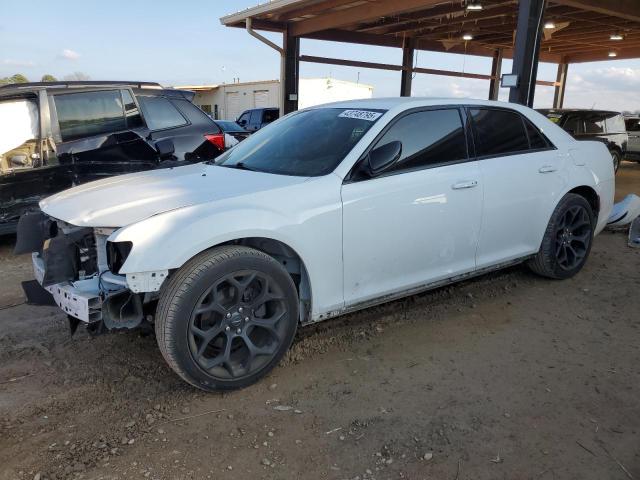 Photo 1 from auction – 2019 CHRYSLER 300 TOURIN with VIN 2C3CCAAG0KH727065