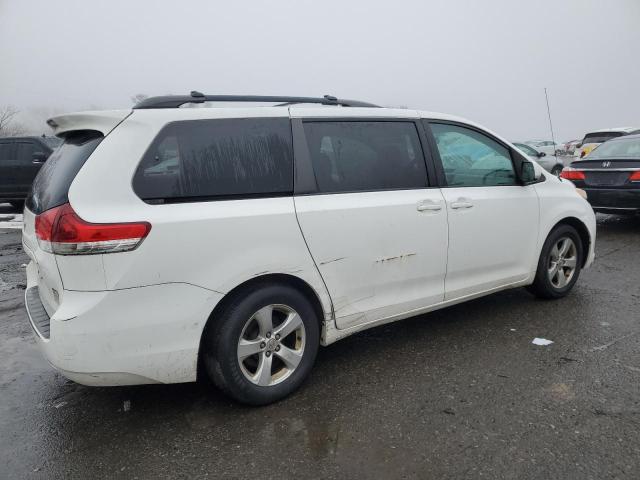 Photo 3 from auction – 2011 TOYOTA SIENNA LE with VIN 5TDKK3DC8BS020117