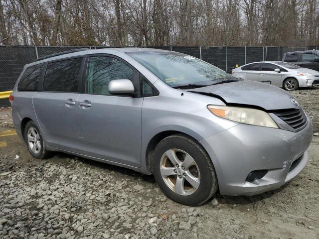 Photo 4 from auction – 2011 TOYOTA SIENNA LE with VIN 5TDKK3DCXBS146429