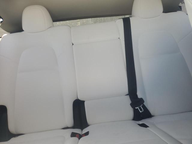 Снимка 10 от търг – 2022 TESLA MODEL Y с VIN 7SAYGAEE3NF416838