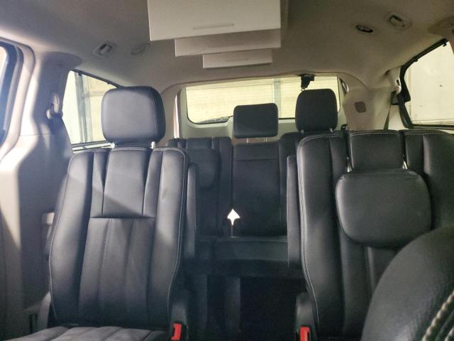 Photo 10 from auction – 2013 CHRYSLER TOWN & COU with VIN 2C4RC1CG3DR819612