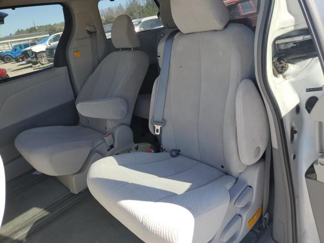 Photo 11 from auction – 2013 TOYOTA SIENNA LE with VIN 5TDKK3DC3DS330520