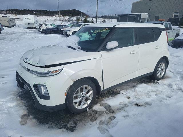 KIA SOUL EX 2022 with VIN KNDJ33AU2N7173869 - Photo from auction