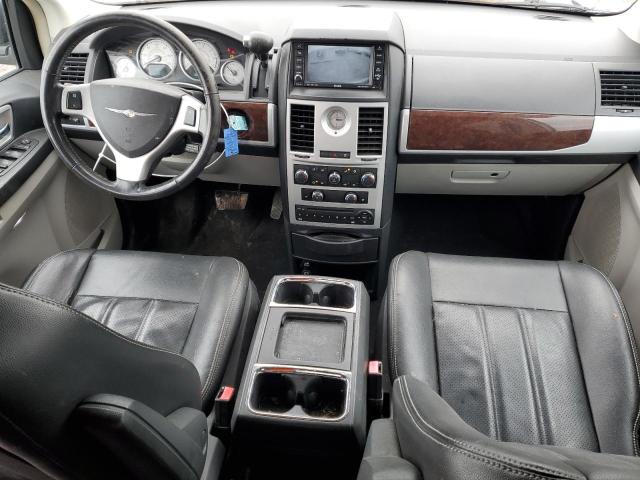 Photo 8 from auction – 2010 CHRYSLER TOWN & COU with VIN 2A4RR8DX9AR339229