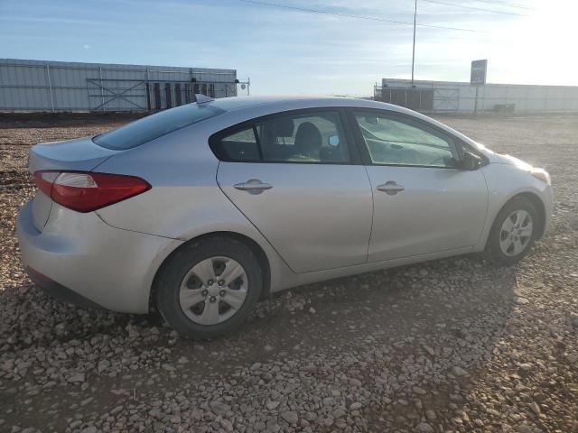 Photo 3 from auction – 2016 KIA FORTE LX with VIN KNAFK4A60G5555197