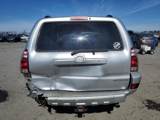 Photo 6 from auction – 2005 TOYOTA 4RUNNER SR with VIN JTEBU14R050056180
