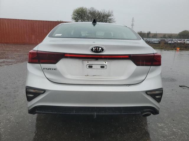 Photo 6 from auction – 2019 KIA FORTE with VIN 3KPF24AD9KE028547