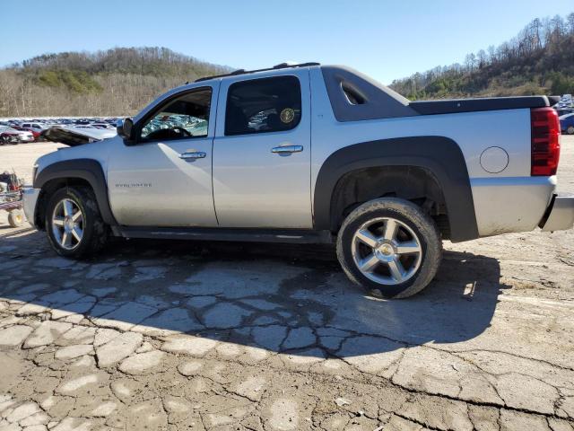 Photo 2 from auction – 2011 CHEVROLET AVALANCHE with VIN 3GNTKFE36BG110909