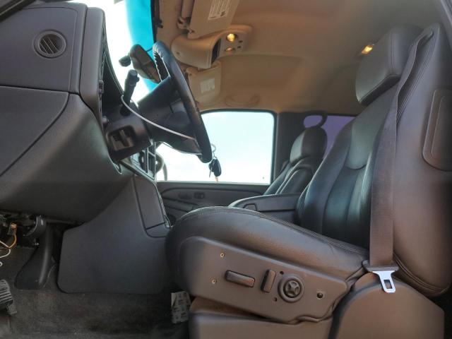 Photo 7 from auction – 2003 CHEVROLET AVALANCHE with VIN 3GNEK13T23G101107