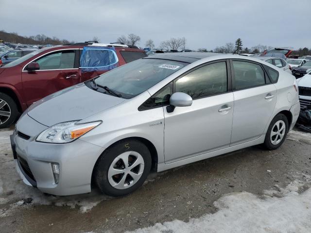TOYOTA PRIUS 2015 مع رقم تعريف المركبة JTDKN3DU4F0451031 - صورة من المزاد