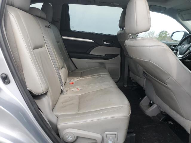 Photo 11 from auction – 2015 TOYOTA HIGHLANDER with VIN 5TDKKRFH7FS110117