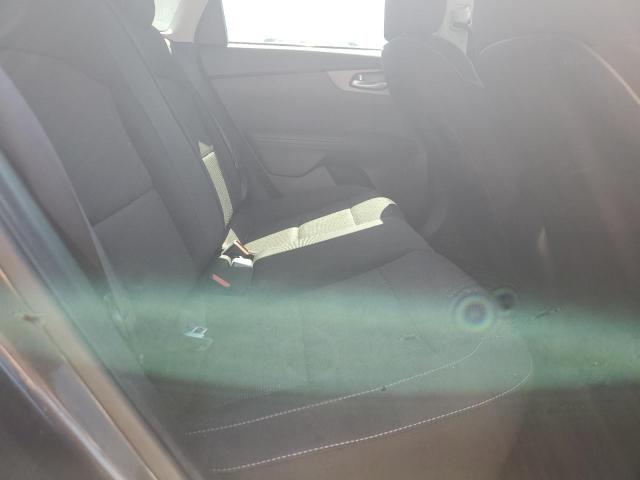 Photo 10 from auction – 2019 KIA FORTE FE with VIN 3KPF24AD1KE111258