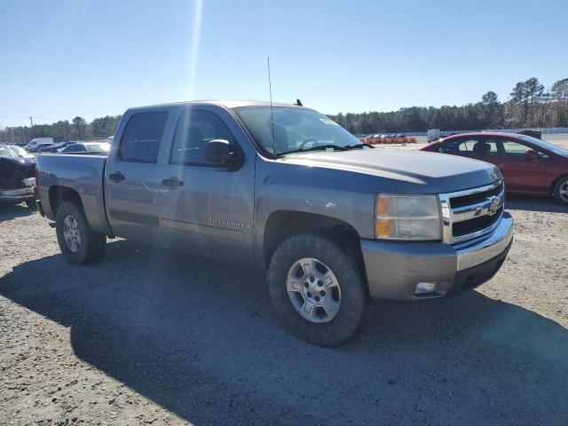 Фото 4 с аукциона – 2007 CHEVROLET SILVERADO с VIN 2GCEK13M071548082