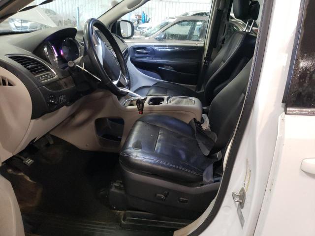 Photo 7 from auction – 2015 CHRYSLER TOWN & COU with VIN 2C4RC1CG6FR716378