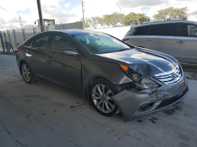 Photo 4 from auction – 2013 HYUNDAI SONATA SE with VIN 5NPEC4AC7DH808979