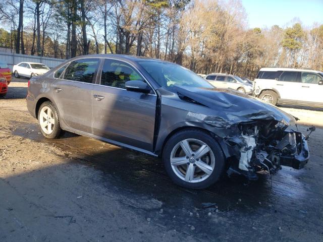 Photo 4 from auction – 2015 VOLKSWAGEN PASSAT S with VIN 1VWAT7A34FC122989