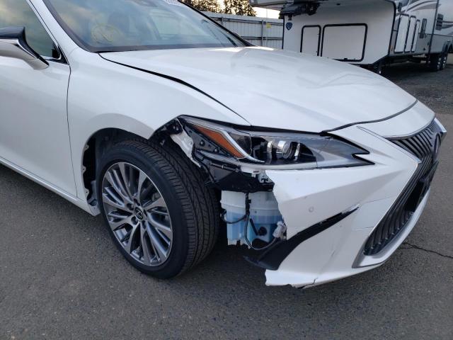 Photo 13 from auction – 2019 LEXUS ES 300H with VIN JTHB21B14K2038691