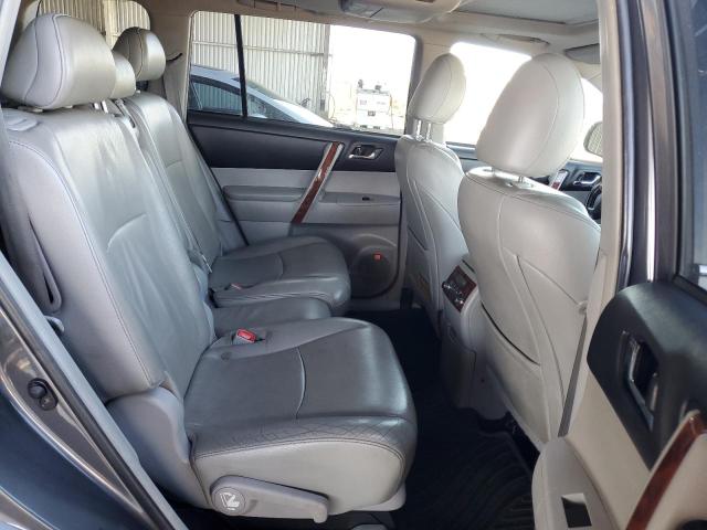 Photo 11 from auction – 2012 TOYOTA HIGHLANDER with VIN 5TDDK3EH0CS131510